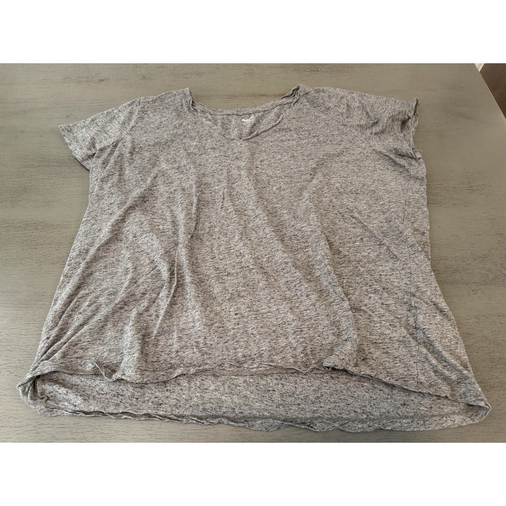 gray v  neck MADEWELL plus size tee shirt 2X XXL